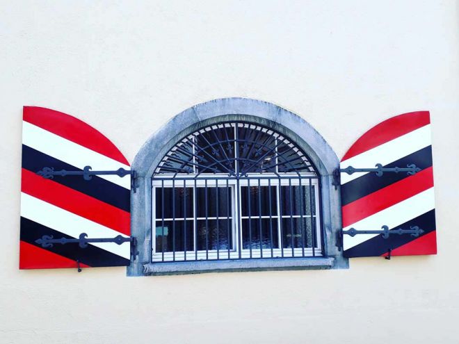 Switzerland_Window_1080
